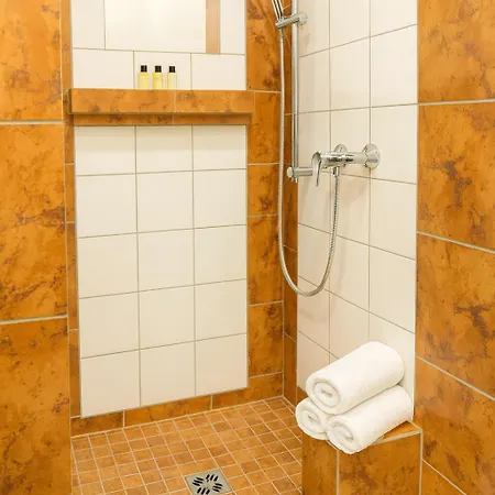 Four Seasons Getaway Apartmán