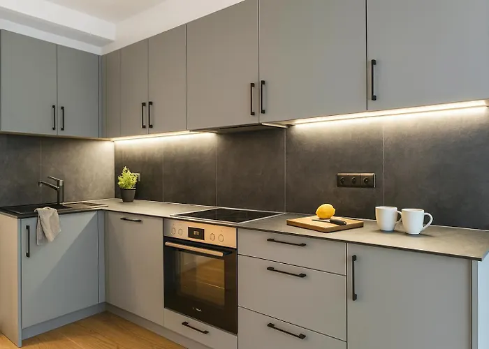 Four Seasons Getaway